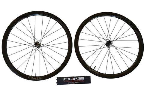 DUKE DUKE WORLD RUNNER 38 R CARBON Laufradsatz 28" 30mm + MADMAX SP SRAM